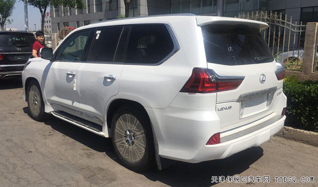 2016款雷克萨斯LX570全尺寸SUV 天津港现车优惠来袭