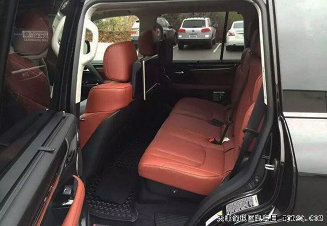 2016款雷克萨斯LX570加规版 凌志越野惠满津港