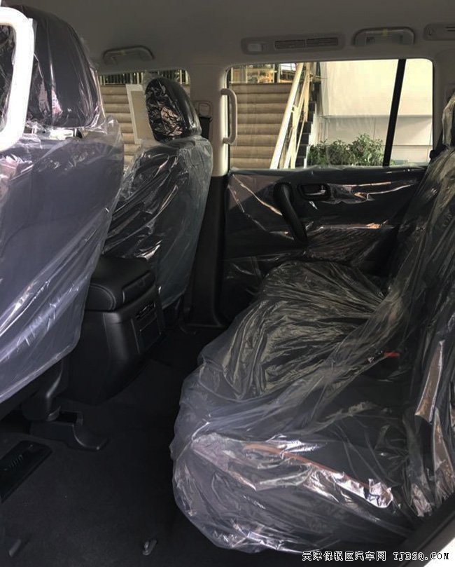 2017款日产尼桑途乐Y62中东版 平行进口车52.2万起