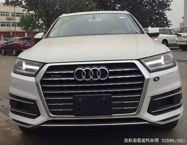 2017款奥迪Q7加拿大版 20轮/全景/七座现车热卖73.5万购