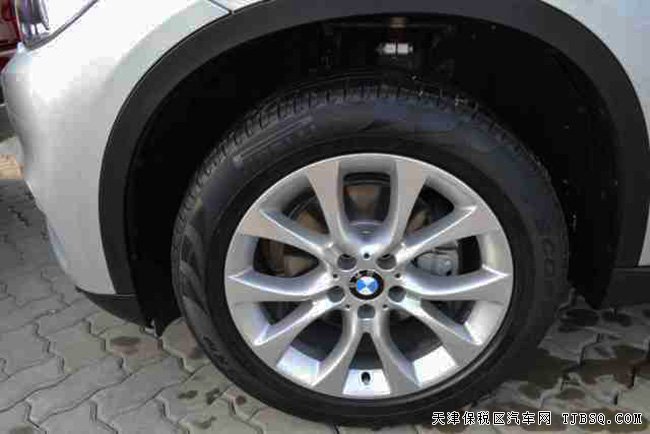 2017款宝马X5墨西哥版经典SUV 全景天窗/19轮现车66万购