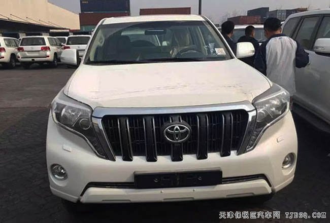 2017款丰田普拉多4000经典SUV 平行进口现车优惠呈现