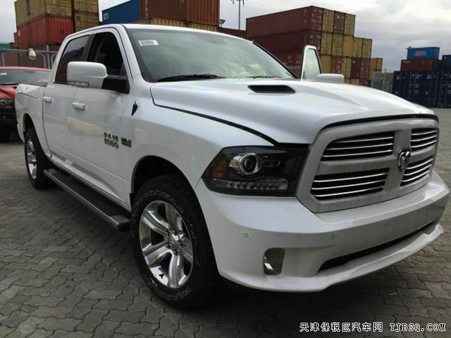 2017款道奇公羊5.7L豪华版皮卡 天津港现车优惠购