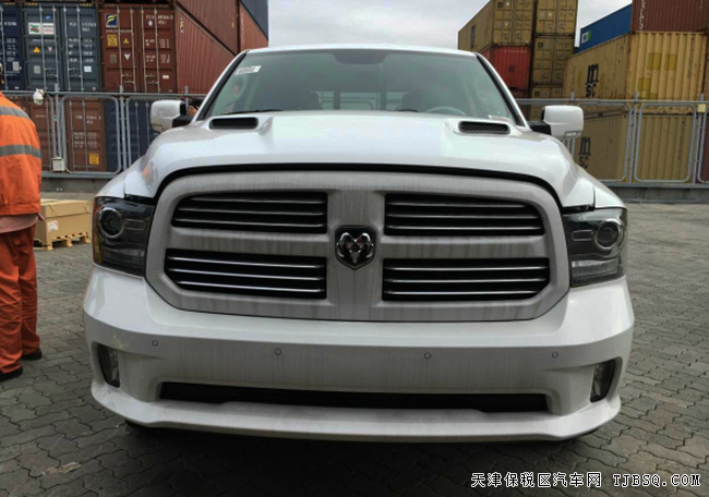 2017款道奇公羊5.7L豪华版皮卡 天津港现车优惠购