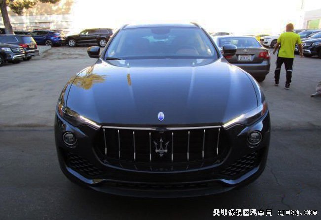 2017款玛莎拉蒂levante中东版 低功率版现车特惠99.5万