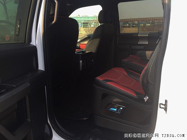 2017款福特勇猛者七座SUV 平行进口车特惠热卖69.8万起