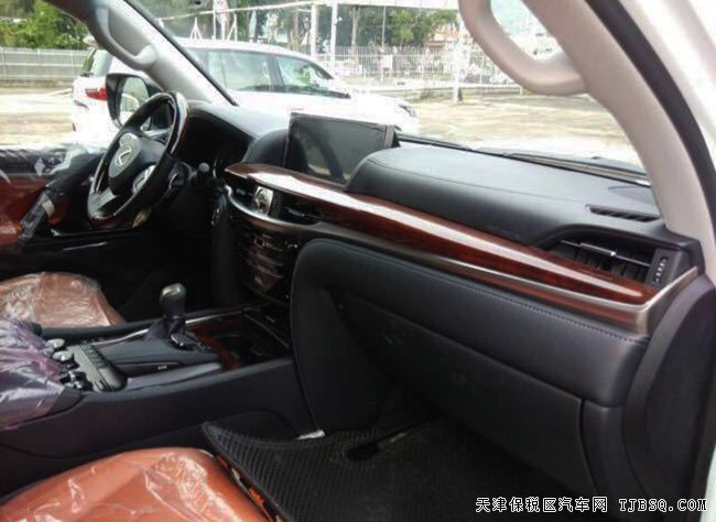 2017款雷克萨斯LX570中东版 顶配版凌志现车160万惠报价