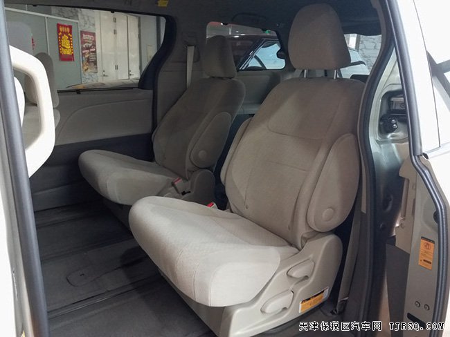 2017款丰田塞纳3.5L两驱/四驱版 电动门/八座现车42.5万