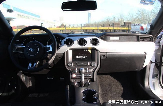 2017款福特野马2.3T肌肉跑车 平行进口车优惠酬宾