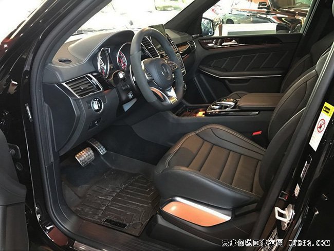 2017款奔驰GLS63AMG加规版 5.5T强劲越野优惠巨献