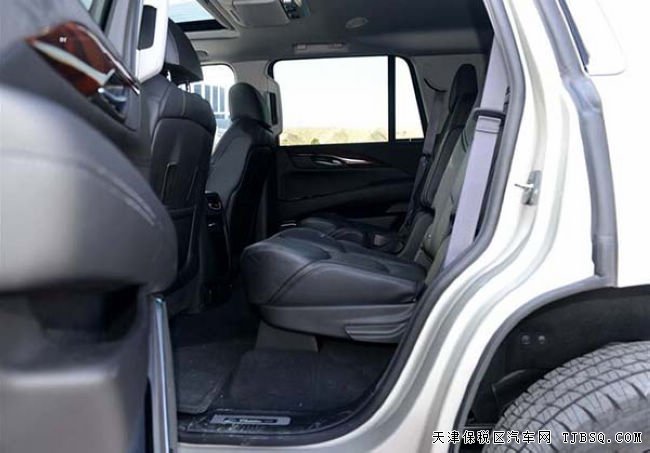 2016款凯迪拉克凯雷德6.2L全尺寸SUV 现车热卖震撼让利