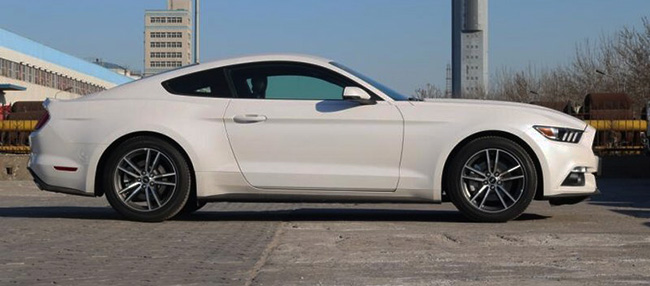 2017款福特野马2.3T墨西哥版 P版超级跑车现车35万