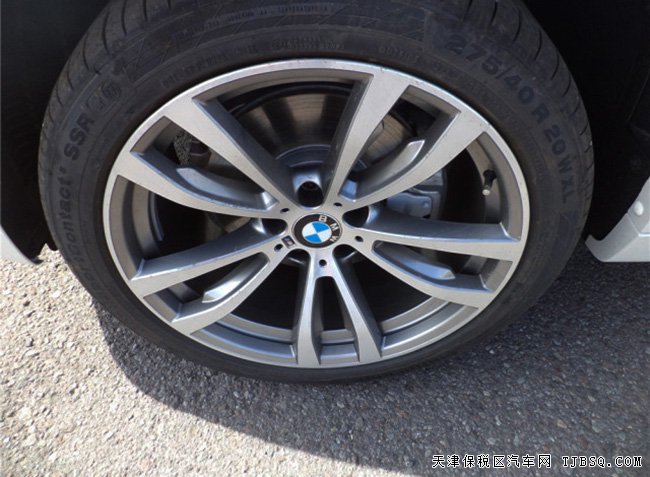 2017款宝马X6墨西哥版 天窗/19轮/外观包现车71.5万乐享