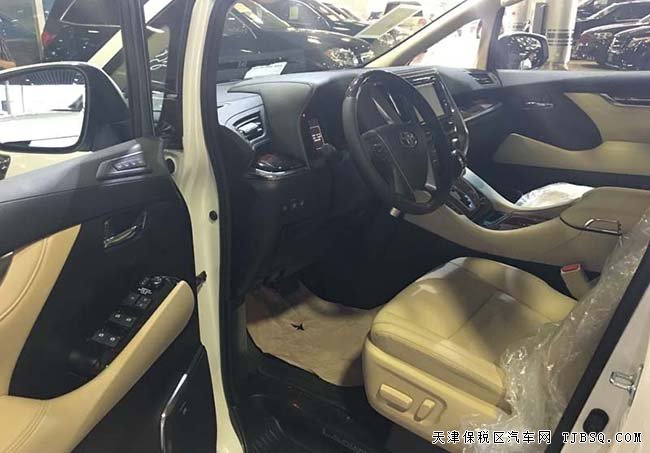 2017款丰田埃尔法3.5L保姆车 天津港现车尽享经典