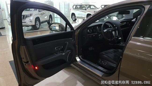 2017款宾利飞驰4.0T豪华轿车 欧规版现车尊享奢华