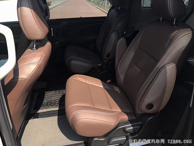2017款丰田塞纳3.5L四驱顶配版MPV 天津港现车61万精选