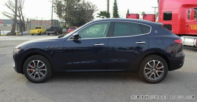 2017款玛莎拉蒂levante美规版 豪华包/21轮现车107万起