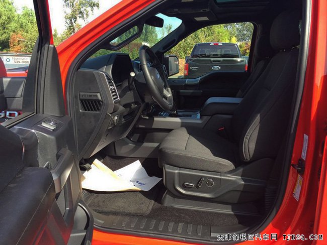 2016款福特F150加规版皮卡 平行进口车热卖惠满津港