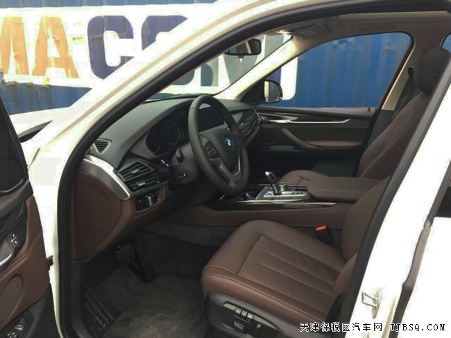 2017款宝马X5加规版 3.0T公路SUV现车优惠起航