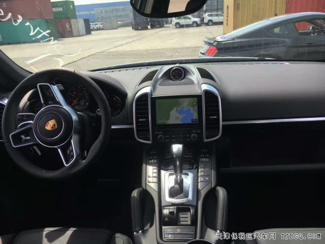 2017款保时捷卡宴3.6L汽油版 全景天窗/高级包现车94万