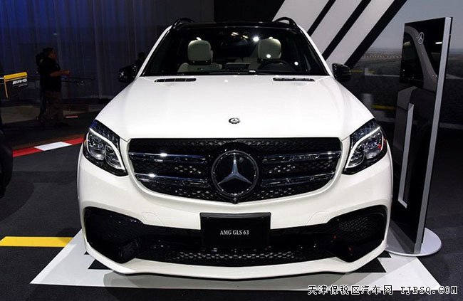 平行进口车奔驰GLS63AMG加规版 17款现车优惠呈现