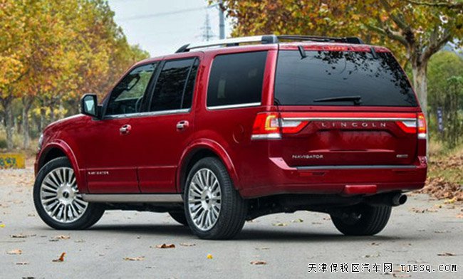 2017款林肯领航员3.5T墨规版 天津港现车尊享折扣