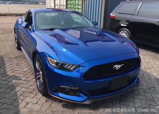 2017款福特野马2.3T美式肌肉跑车 平行进口车报价32.5万