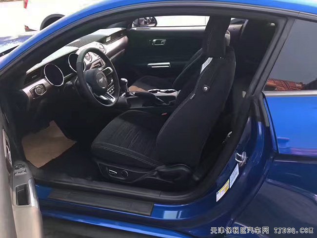 2017款福特野马2.3T美式肌肉跑车 平行进口车报价32.5万