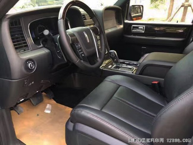 2017款林肯领航员3.5T墨规版 经典越野尽在津港