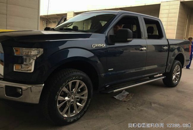 2016款福特F150美式皮卡 302A包/全景/20轮现车42万购