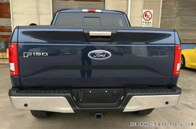 2016款福特F150美式皮卡 302A包/全景/20轮现车42万购