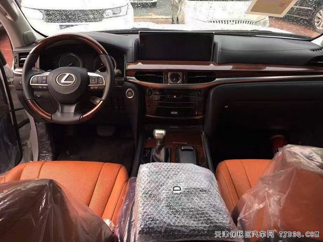 2017款雷克萨斯LX570中东版 天津港口现车即刻拥有
