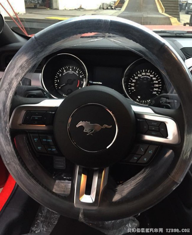 2017款福特野马2.3T美式肌肉跑车 平行进口现车32万热卖