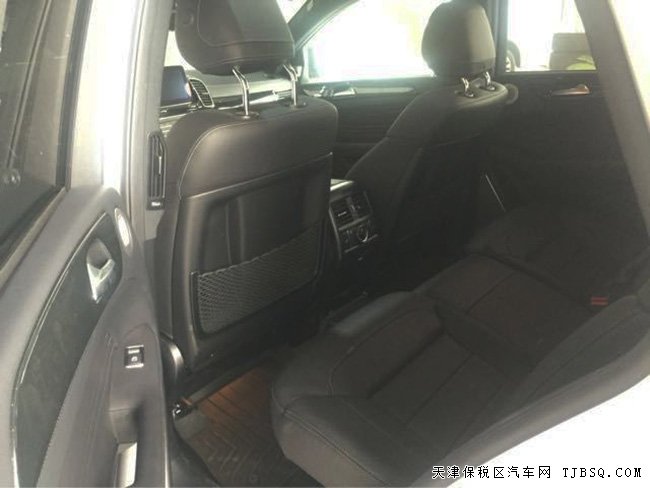 2016款奔驰GLE450加规版 21轮/全景/雷达测距现车102万