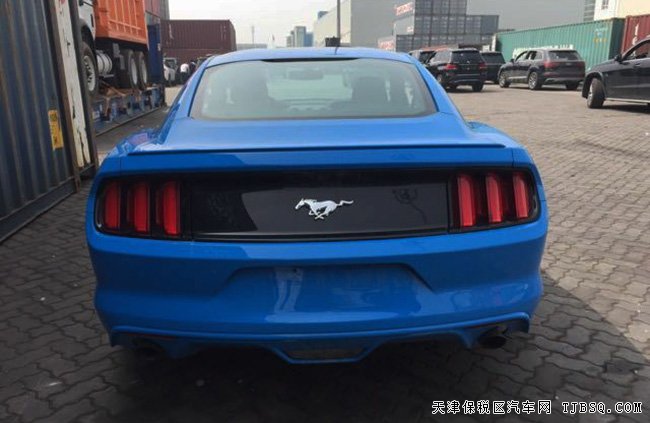 2017款福特野马2.3T加规版 平行进口车报价32万优惠呈现