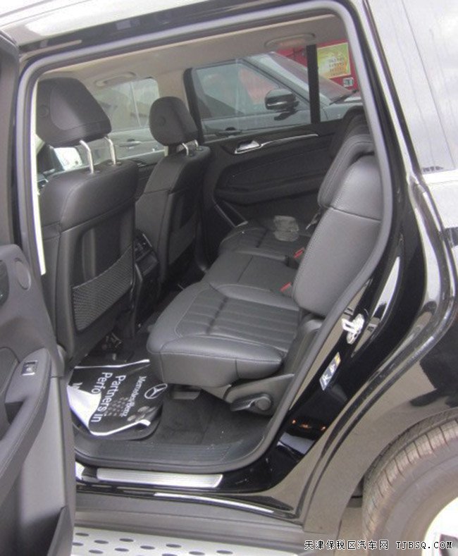 2017款奔驰GLS450美规版 P01/全景/外观包现车109万