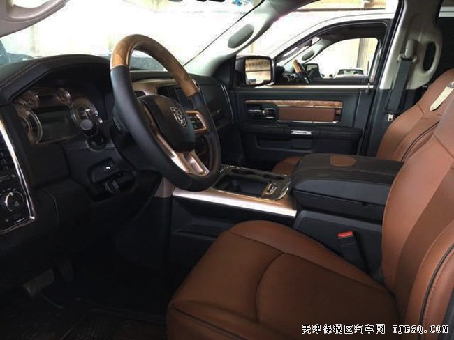 2017款道奇公羊5.7L美式皮卡 天津港现车优惠起航