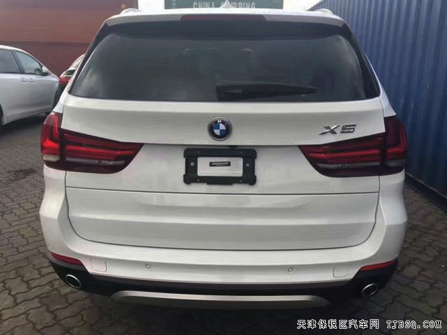 2017款宝马X5加规版3.0T 七座版现车即刻拥有