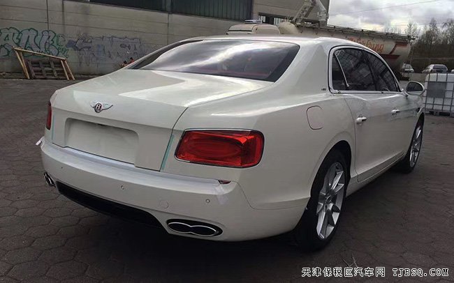 2017款宾利飞驰4.0T欧规版 电吸门/天窗/20轮现车288万