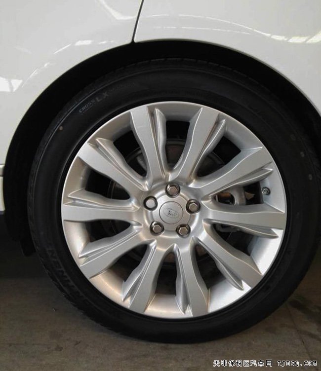 2017款路虎揽胜3.0T创世加长版 21轮/二代地形现车163万