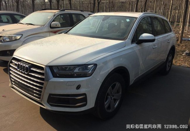 2016款奥迪Q7欧规版2.0T 全景天窗/五座/电吸门现车65万