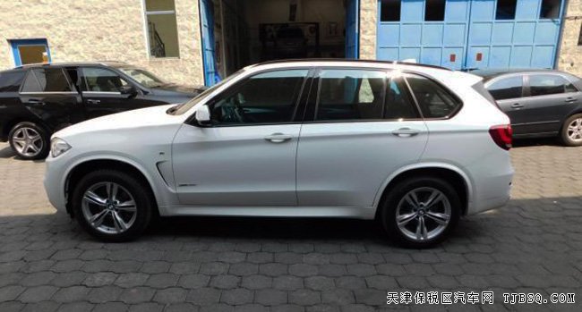 2017款宝马X5墨西哥版 19轮/液晶仪表/全景现车71.5万起