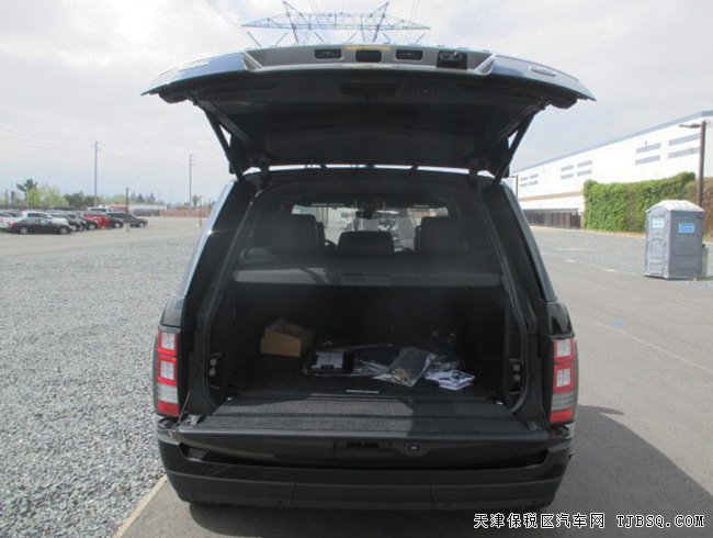 2017款路虎揽胜3.0T行政美规版 天津港现车137万优惠购