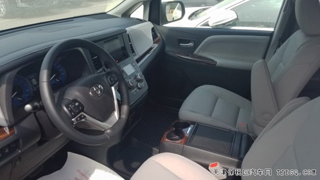 2017款丰田塞纳3.5L四驱顶配版 豪华MPV现车60.5万巨献