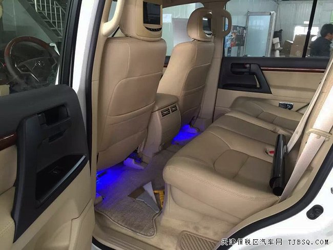 2017款陆地巡洋舰4600中东版 陆巡现车优惠尊享