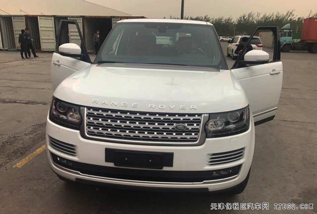 17款路虎揽胜3.0T柴油创世版 21轮/4座/后娱现车144万