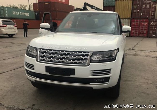 17款路虎揽胜3.0T柴油创世版 21轮/4座/后娱现车144万