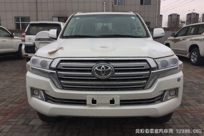 2017款丰田酷路泽5700中东版 12气囊/天窗现车102万劲惠