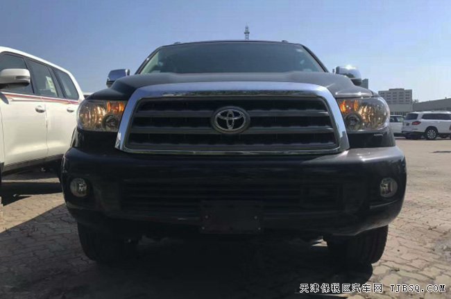 2017款丰田红杉5700加规版 20轮/雷测/JBL音响现车116万