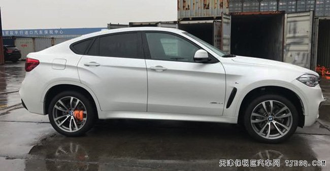 2017款宝马X6墨西哥版 19轮/天窗/液晶仪表现车72.5万起